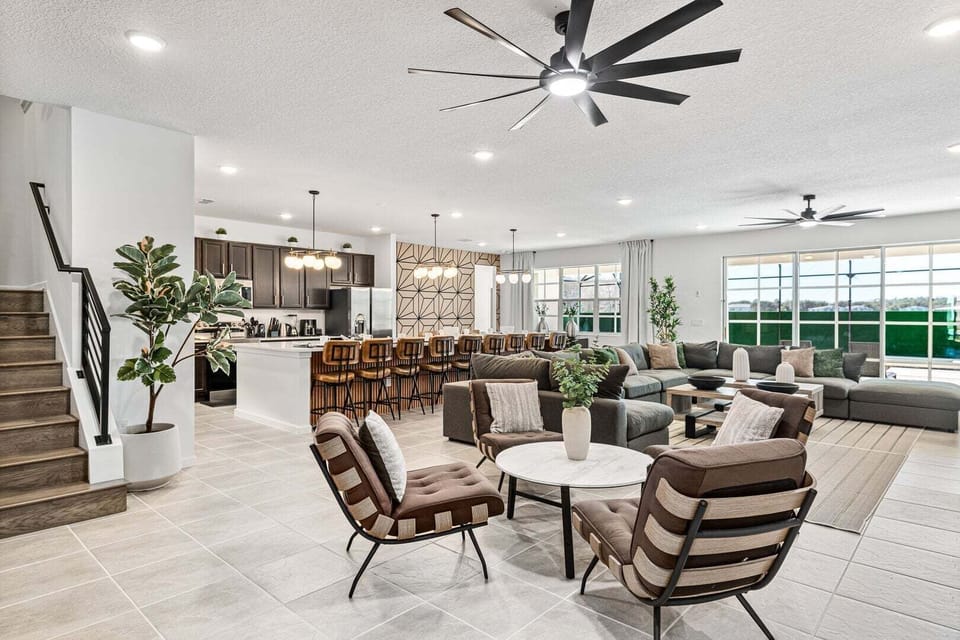 Spacious living areas for you to enjoy with your family and friends.