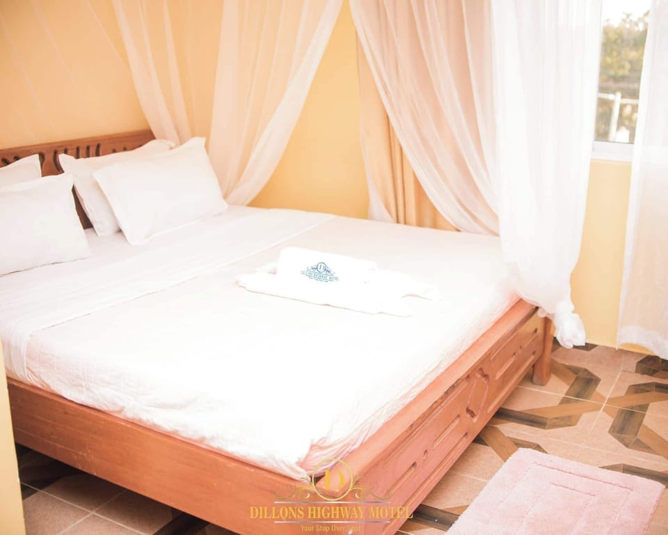 Deluxe Double Room, City View | Free WiFi, bed sheets