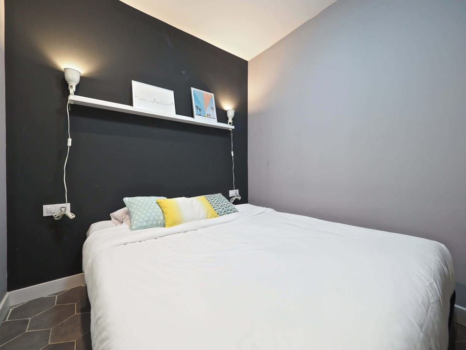 Apartment | Iron/ironing board, free WiFi, bed sheets