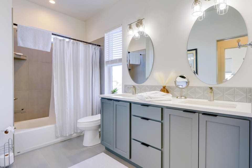 Walk to Main Street! Sleek Grand Junction Stay Cottage in Grand Junction