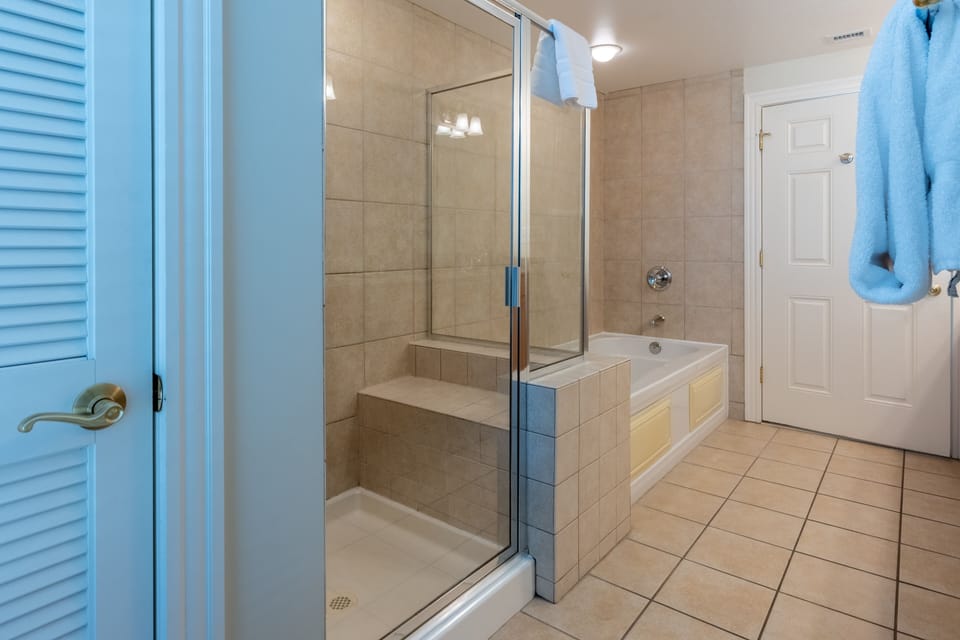 208 Royale Palms 3 Bedroom Condo Apartment in South Carolina