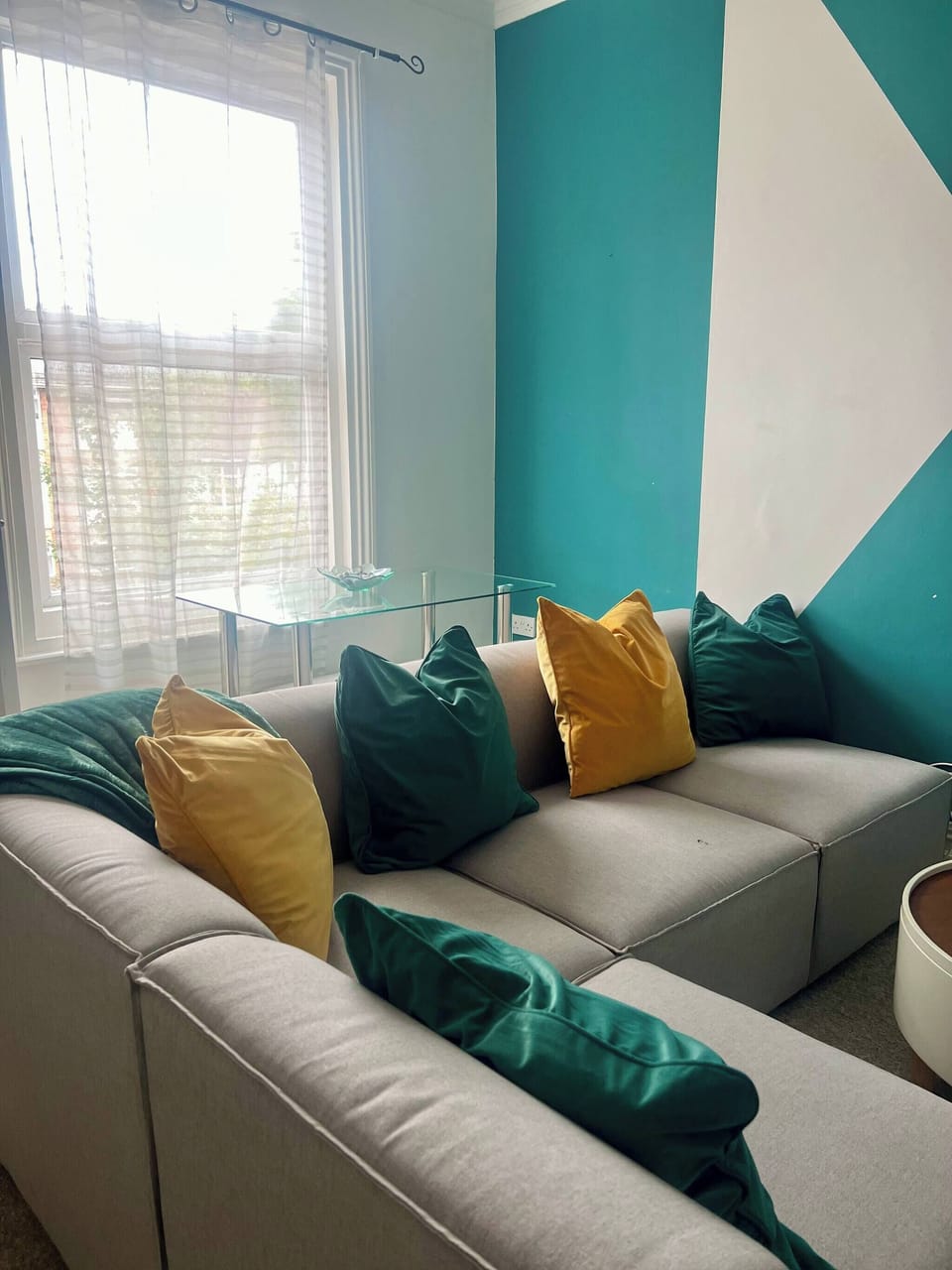 Apartment, 2 Bedrooms | Living area