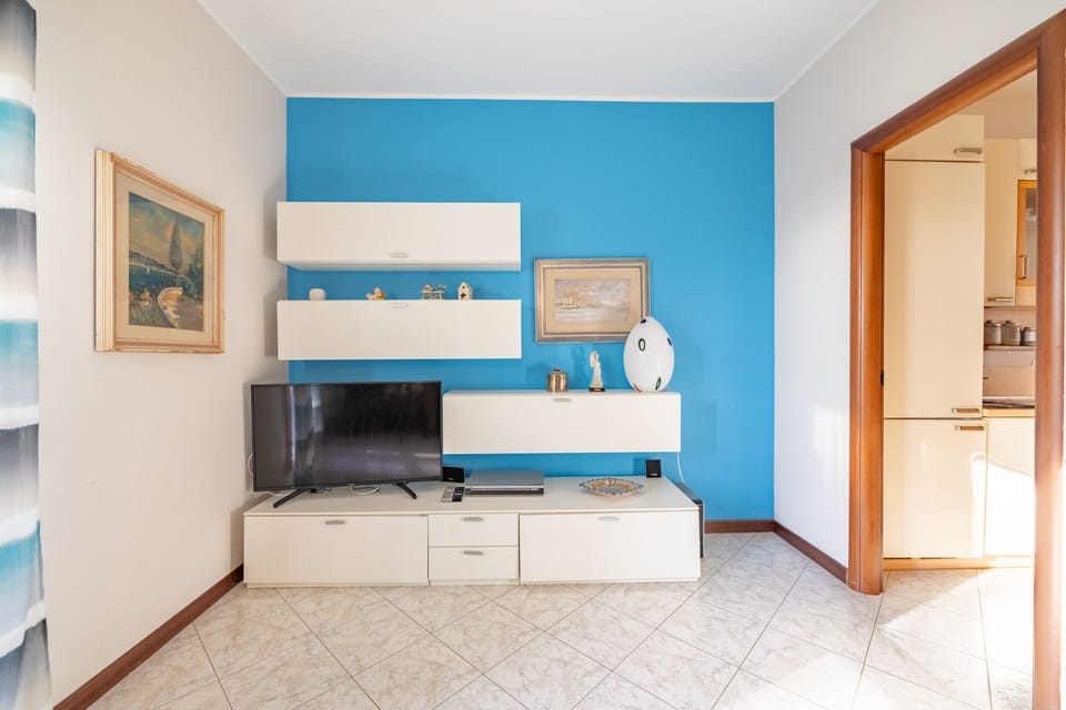 Basic Apartment, Balcony | Interior