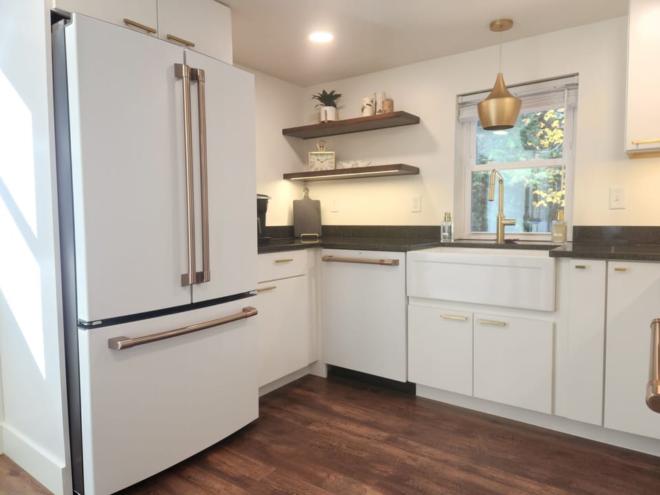 Efficient & modern kitchen