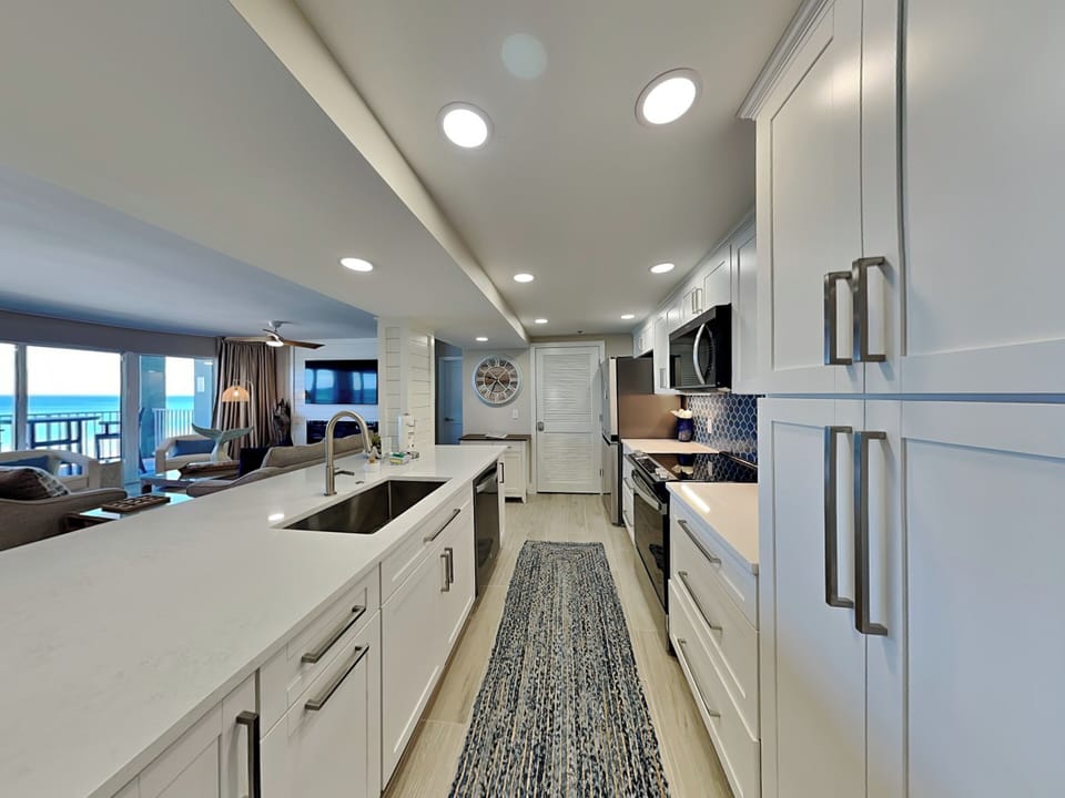 Kitchen - Modern Appliances