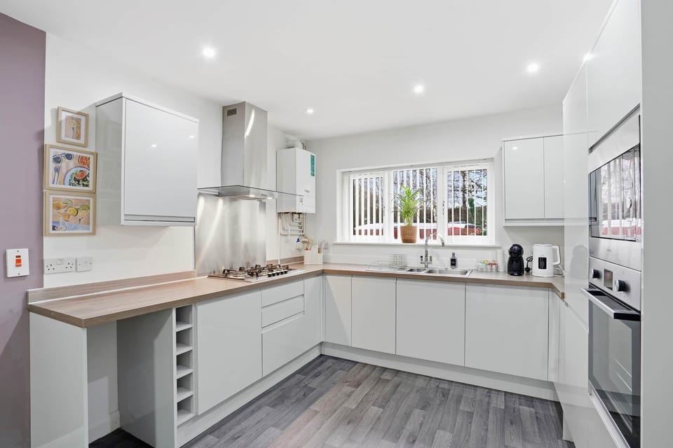 10_kitchen area