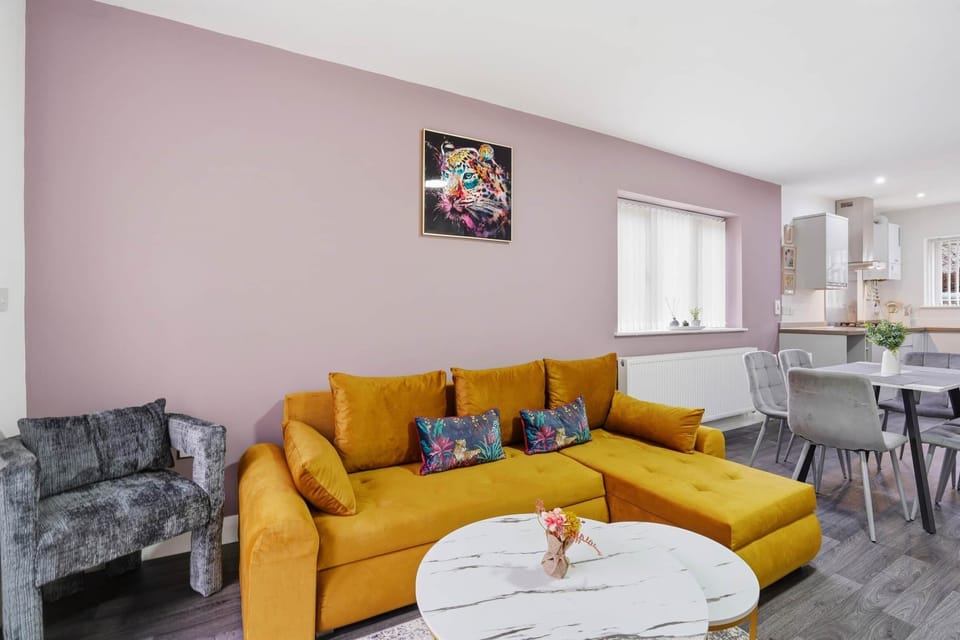 6_living area