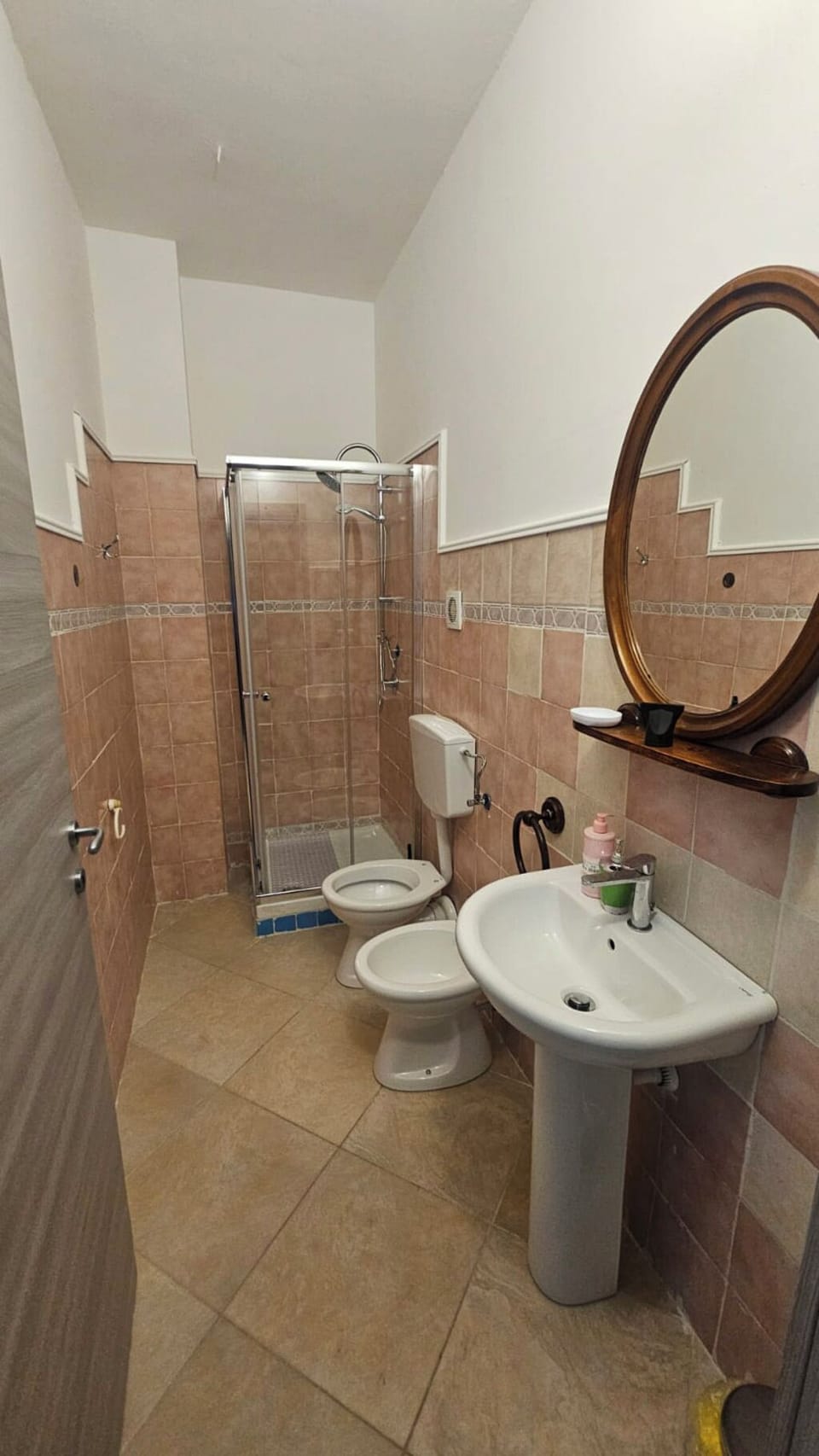 Quadruple Room | Bathroom | Shower, hair dryer, bidet, towels