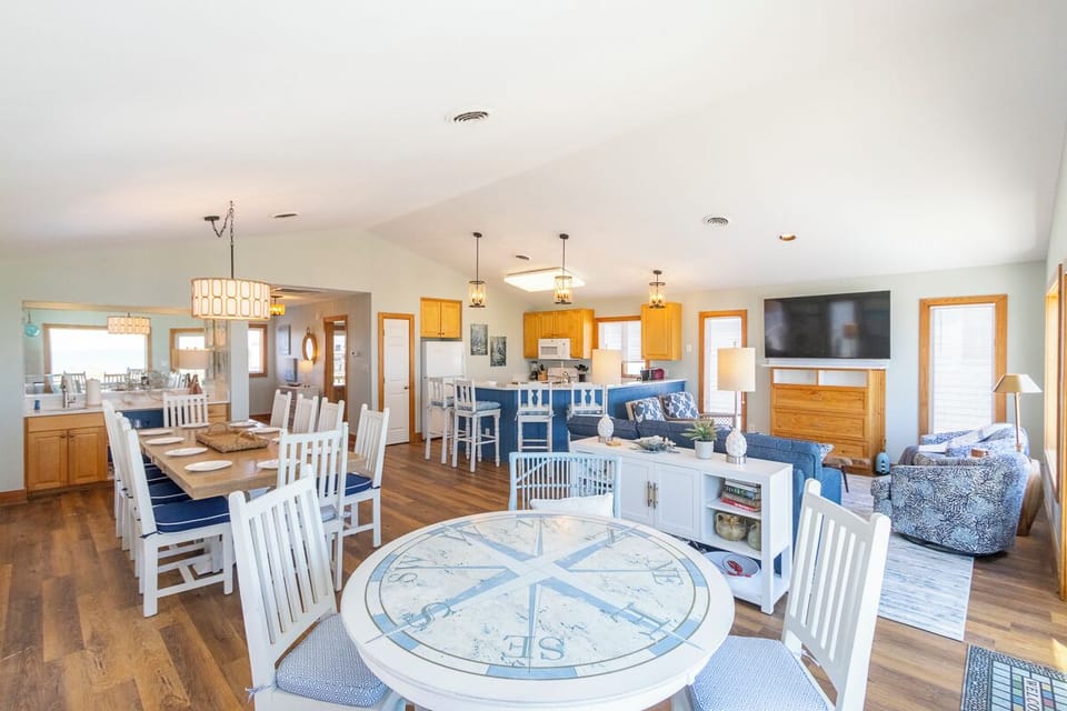 Top Level Additional Dining Area