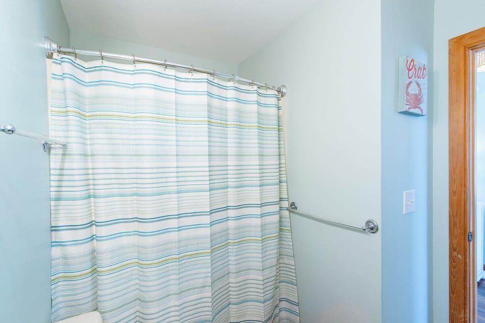 Top Level Hall Bath