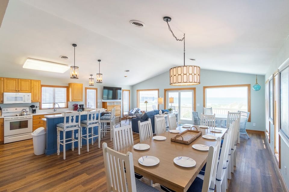 Top Level Dining Aresa