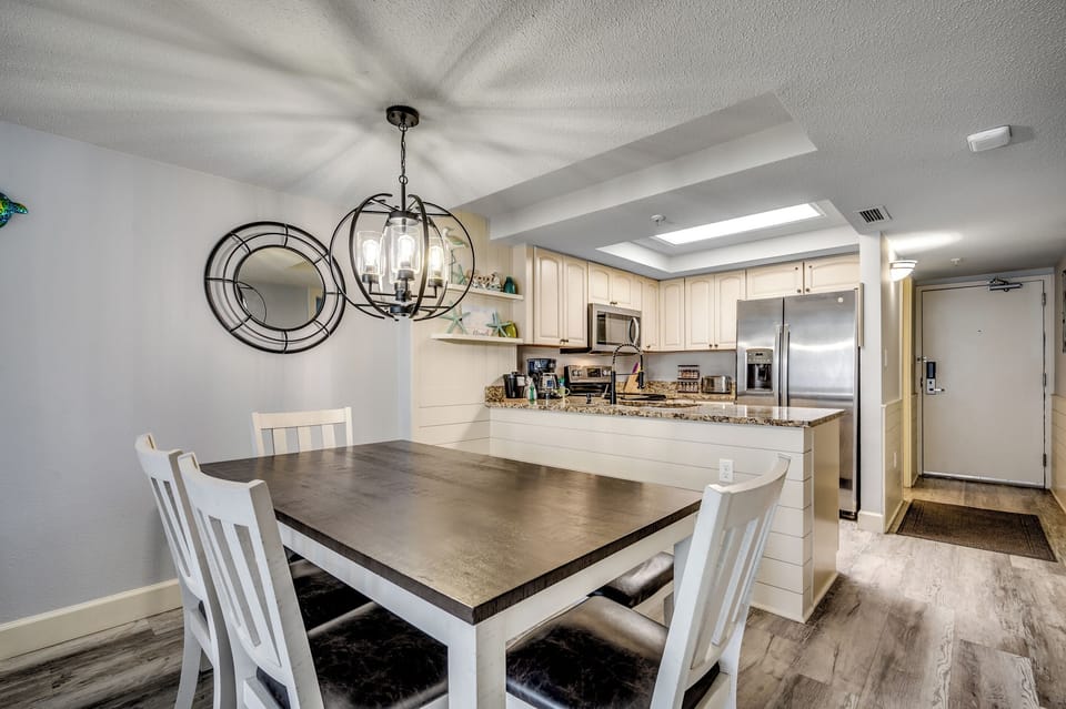 Dining room to kitchen view