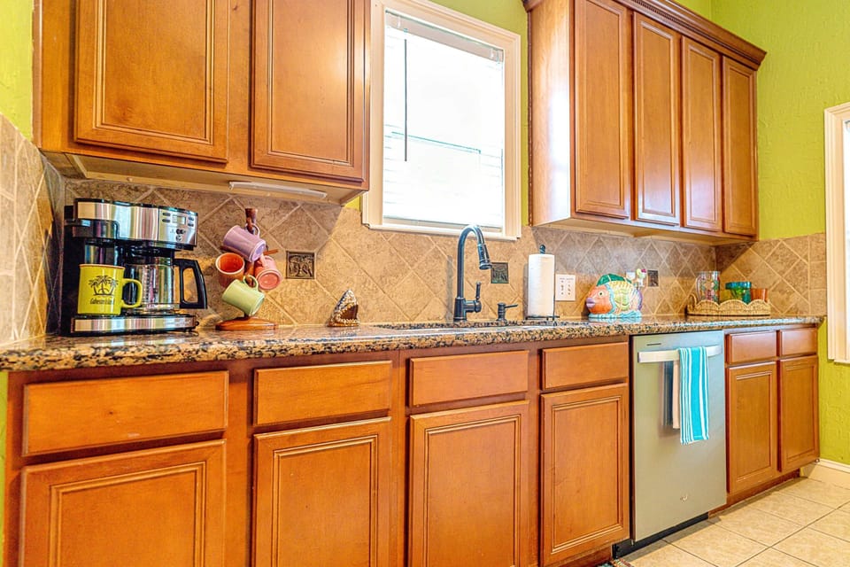 Cook and connect in the open kitchen
