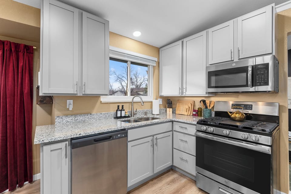 Ample storage for the fully equipped kitchen
