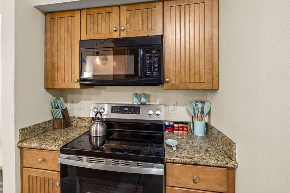 Clean, functional kitchen setup for everyday meals