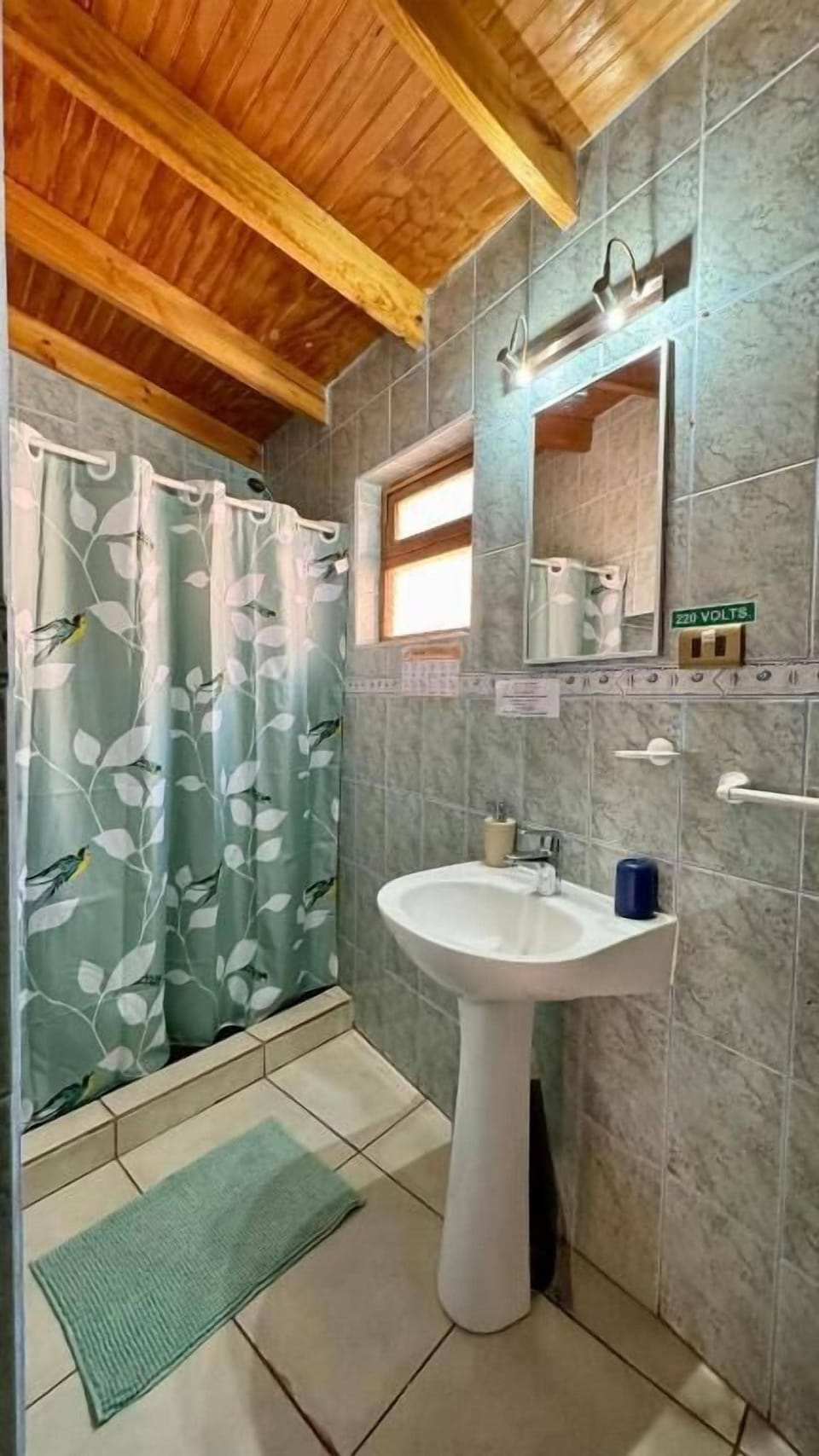 Double Room | Bathroom