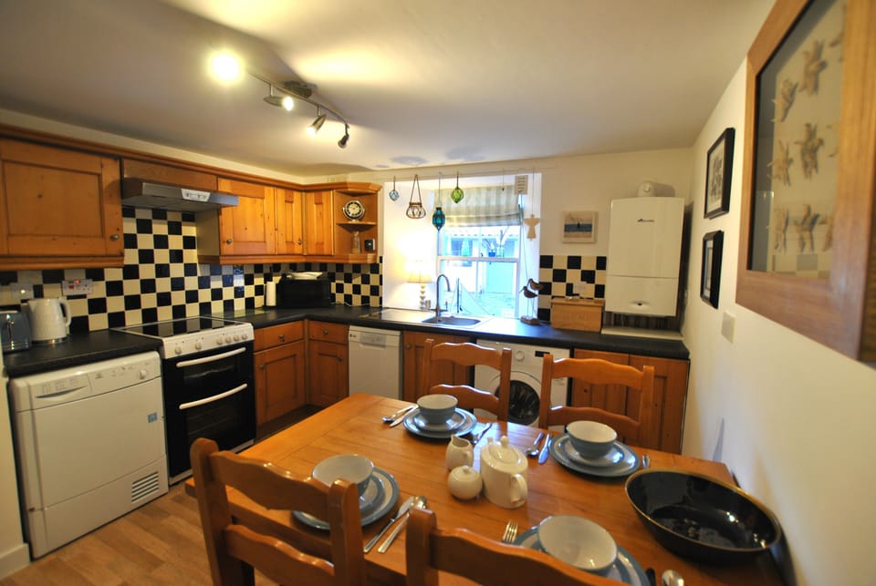 The dining kitchen is well-equipped
