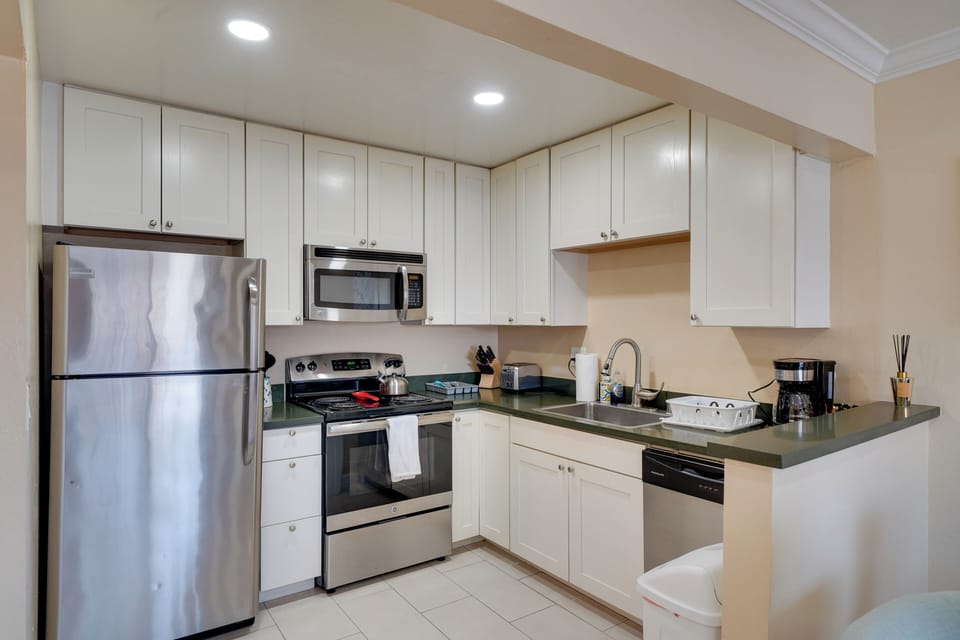 Kitchen | Drip Coffee Maker
