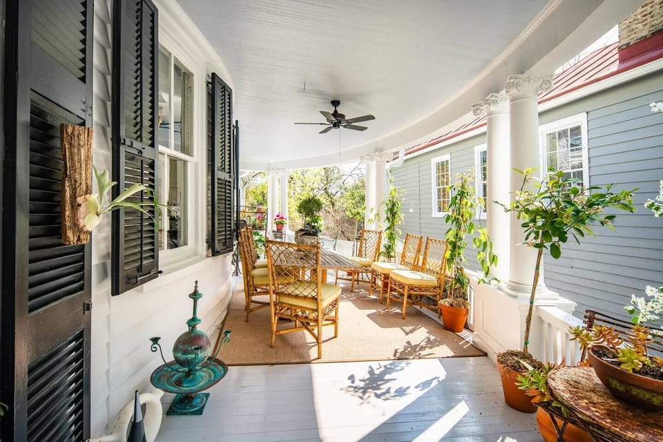 Four Bedrooms on Ashley! | The Beehive