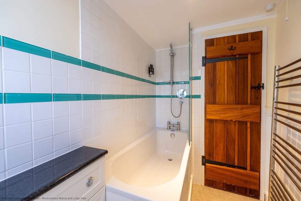 Main bathroom