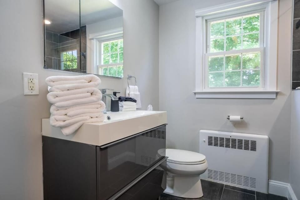 Superior House, Patio, Garden View | Bathroom