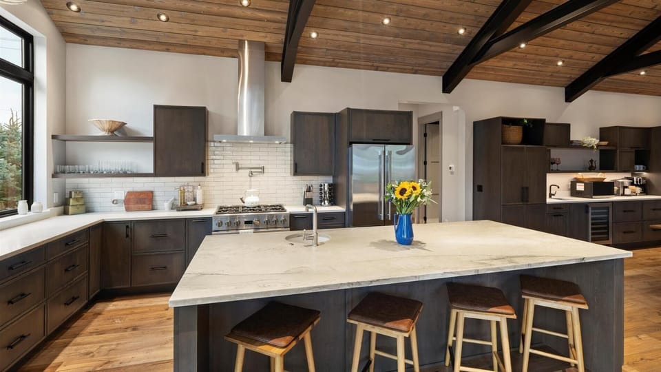The Whitefish Luxe Lodge (9344)