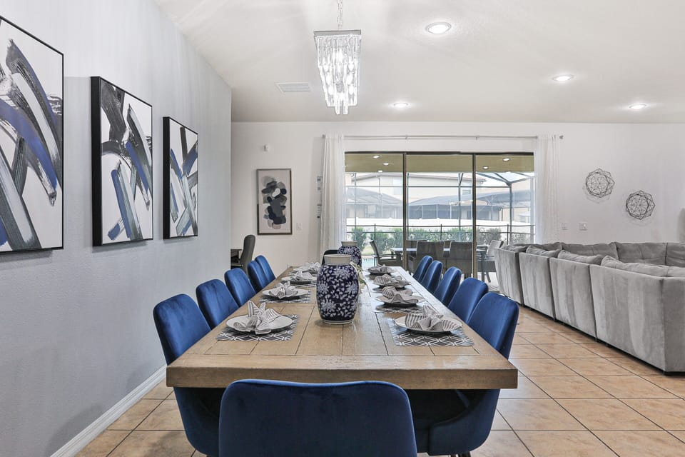 Dining area with seating for 10