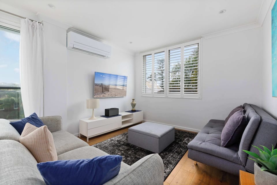 Lounge room