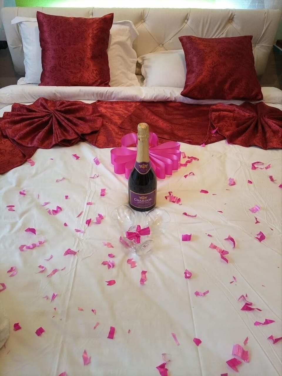 Standard Double Room | Free WiFi, bed sheets