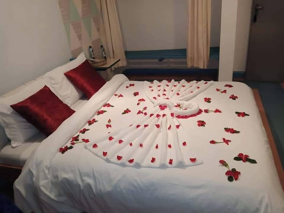 Deluxe Double Room | Free WiFi, bed sheets