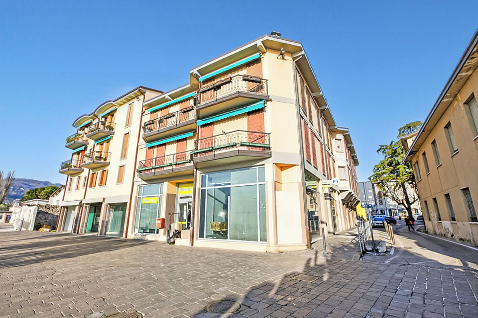 Standard Apartment, Multiple Bedrooms (Chic Retreat with Park | Central) | Exterior