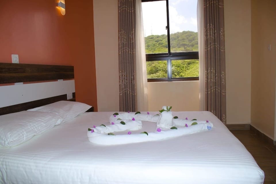 Deluxe Single Room | Individually decorated, individually furnished, free WiFi, bed sheets