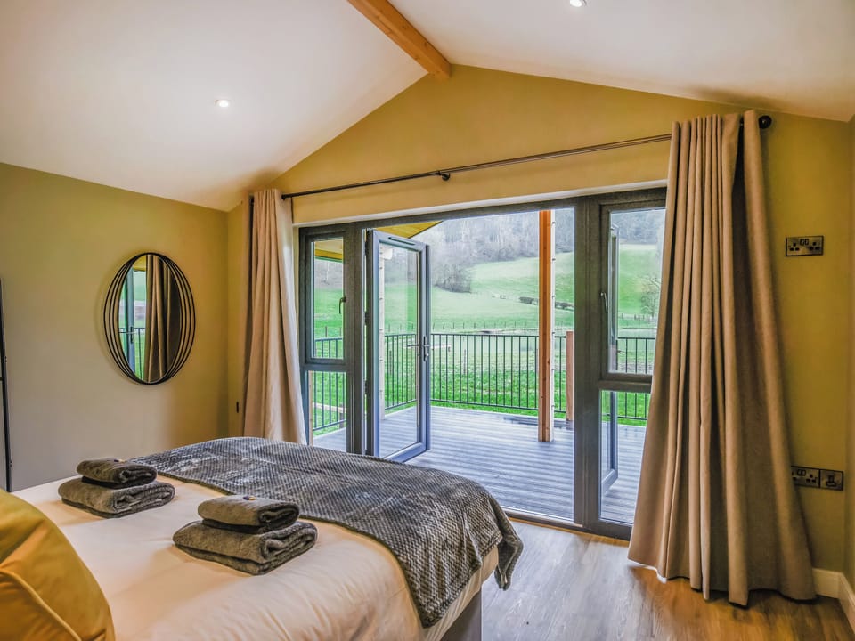 Double bedroom | Lakeside Lodge - Pen-y-Lan Lodges, Welshpool