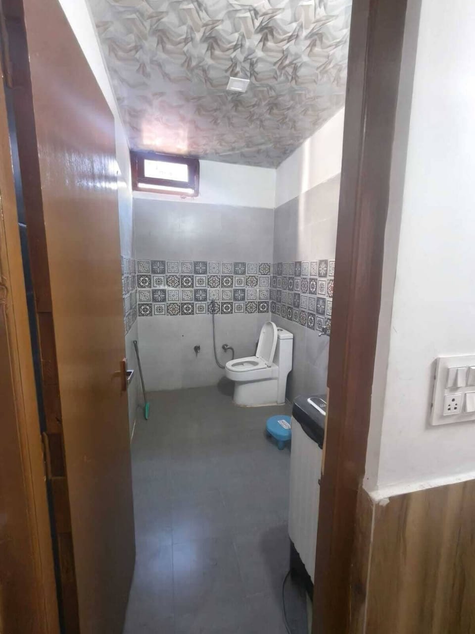 Family Quadruple Room, Balcony | Bathroom | Bathtub, towels, soap, shampoo