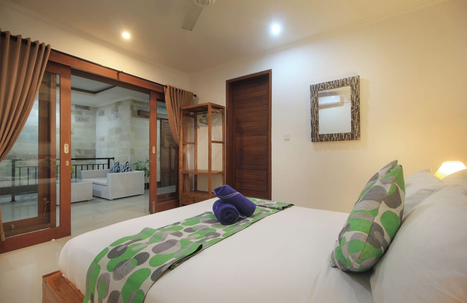 Economy Suite, City View | Desk, laptop workspace, free WiFi