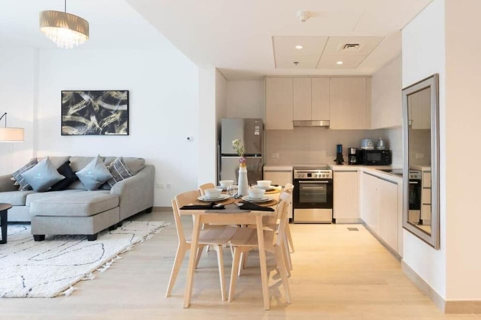 Apartment, Balcony, Park View | Interior