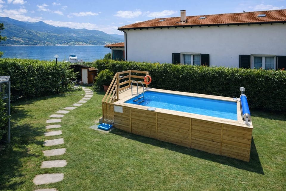 Holiday Home Swimming Pool