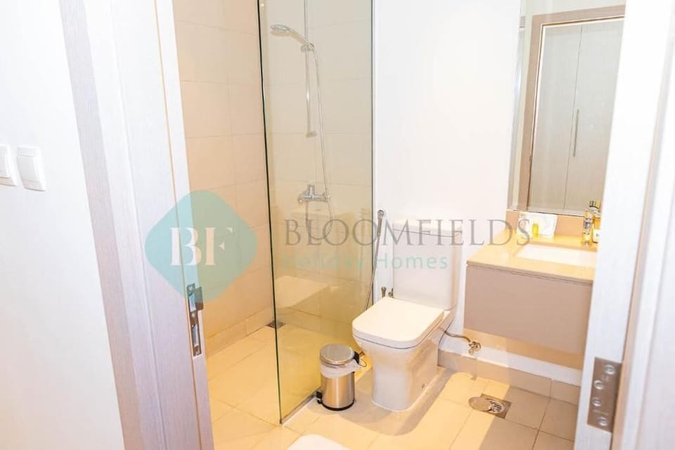 Apartment, Balcony, Park View | Bathroom