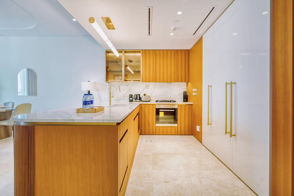 Luxury Apartment, 1 Bedroom, Air conditioning, Partial Sea View | Private kitchen | Full-size fridge, microwave, oven, stovetop
