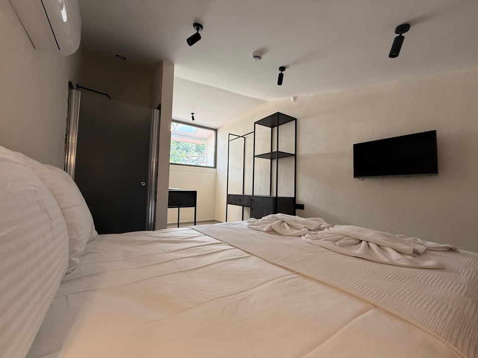 Double Room, Balcony, Mountain View | Laptop workspace, free WiFi