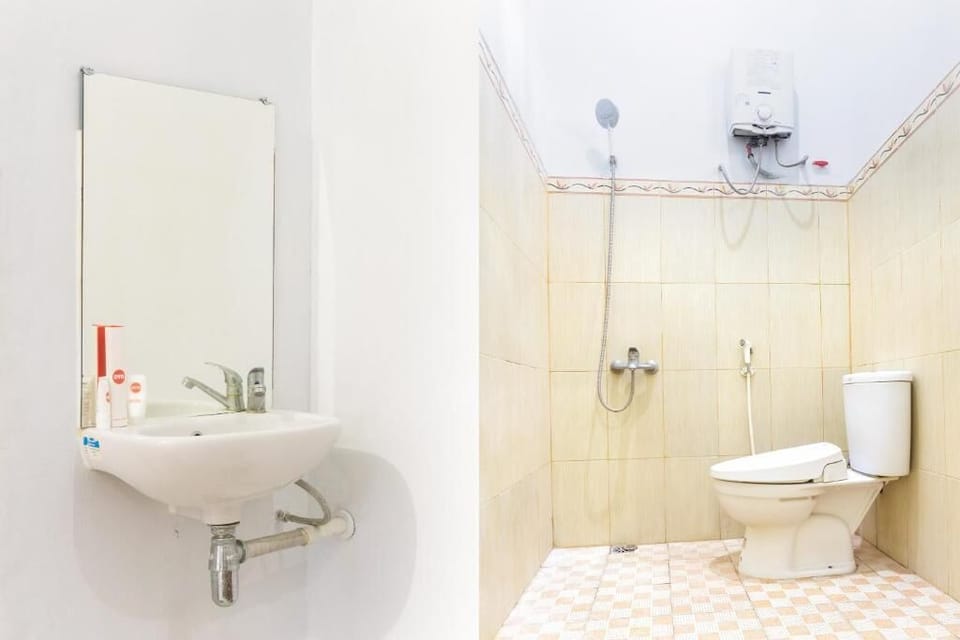 Shower, bidet