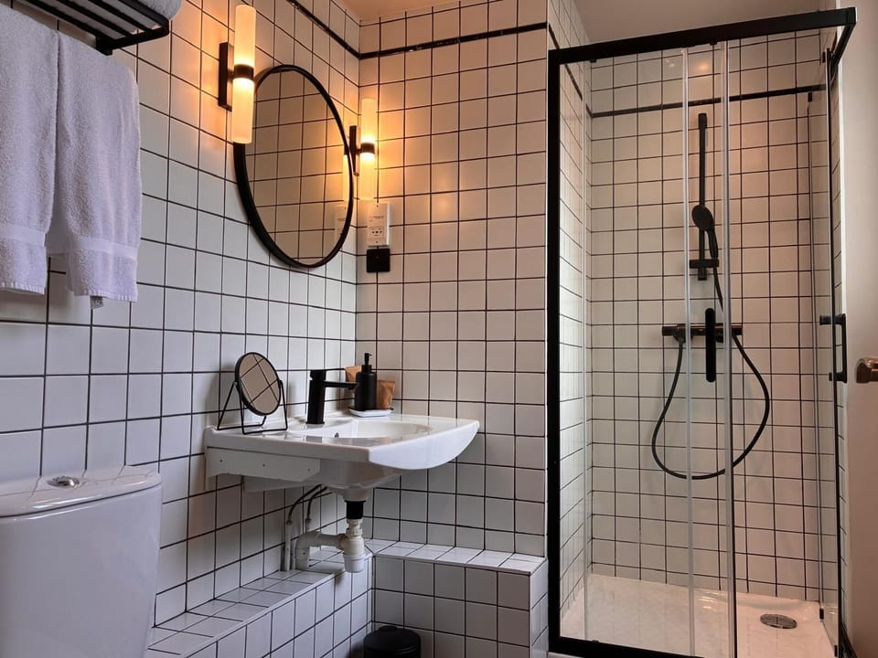 Standard Double Room | Bathroom | Free toiletries, hair dryer, towels, soap