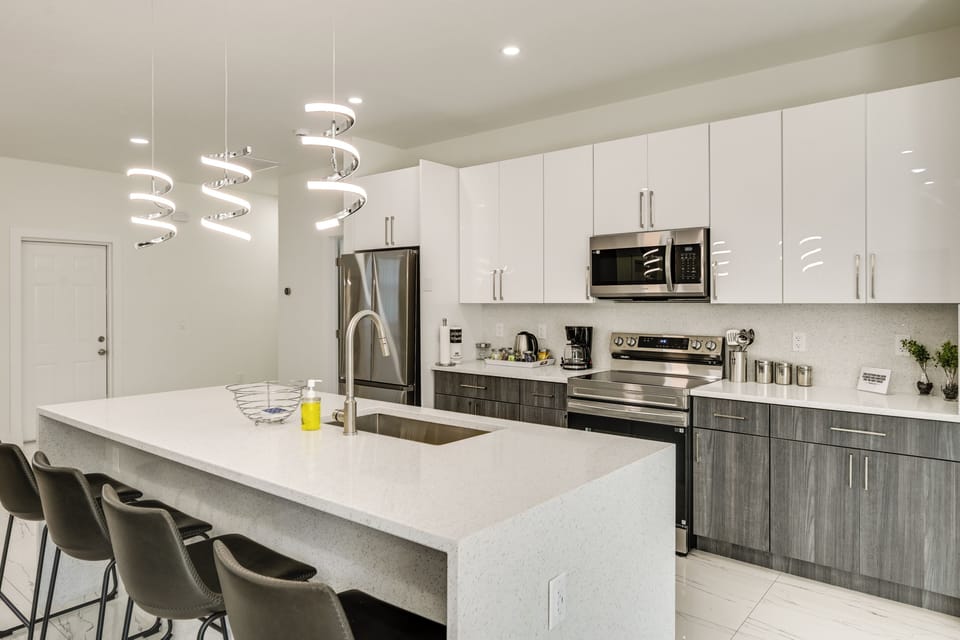 House (3 Bedrooms) | Interior