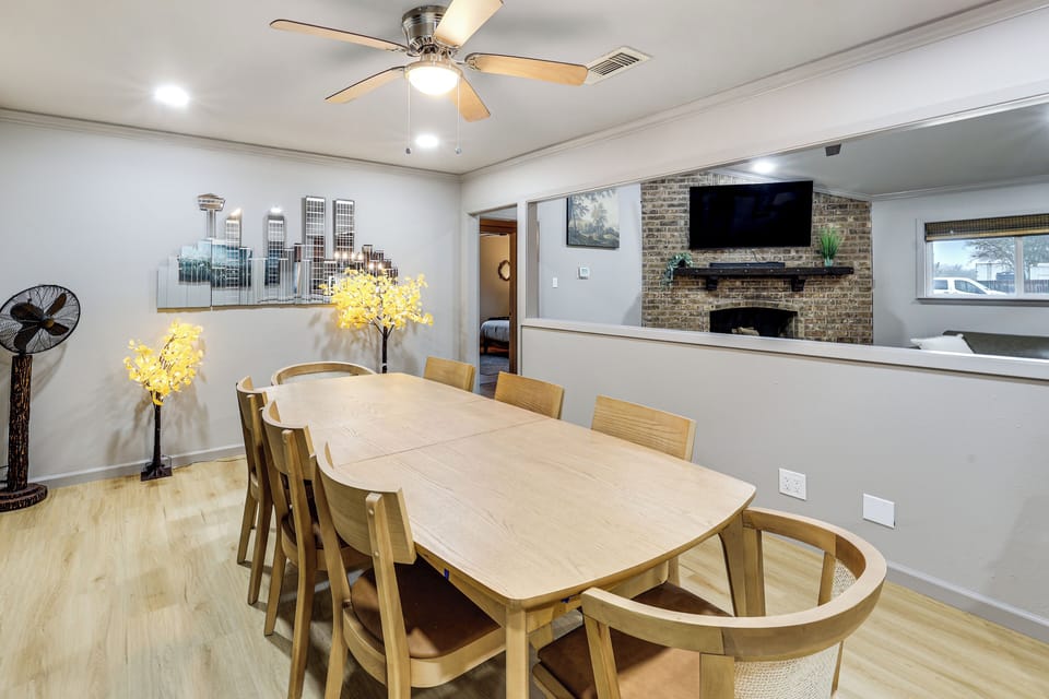 House (3 Bedrooms) | Interior