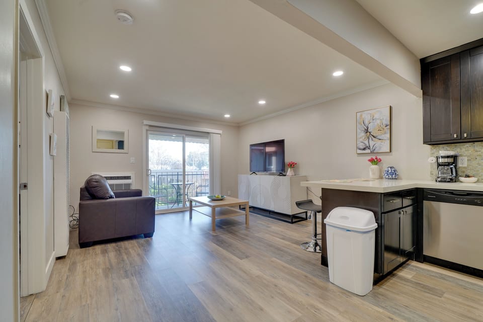 Apartment (1 Bedroom) | Interior