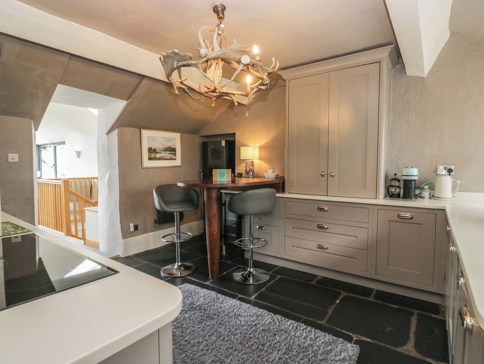Cottage | Interior