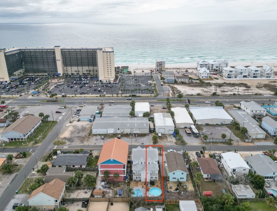 Great Location Close to the Beach