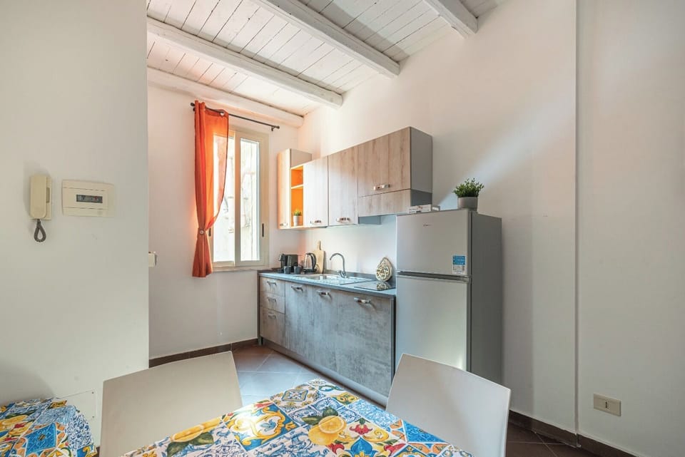 Apartment, 2 Bedrooms | Private kitchen | Espresso maker, coffee/tea maker, electric kettle