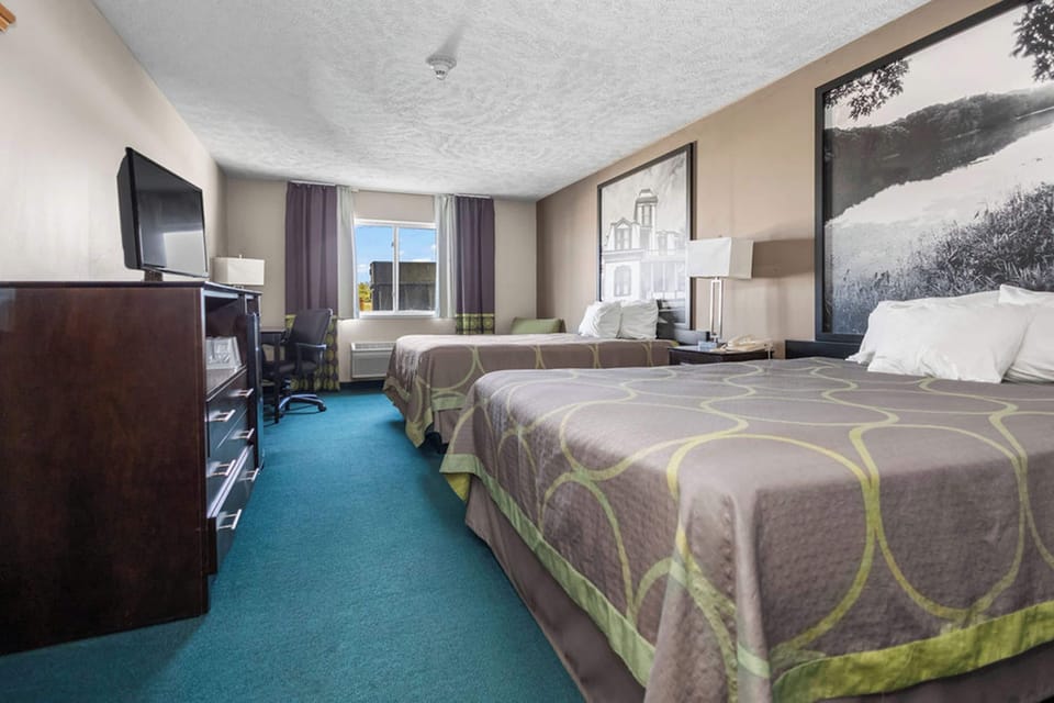Standard Room, 2 Double Beds, Non Smoking, Air conditioning | Desk, laptop workspace, iron/ironing board, free WiFi