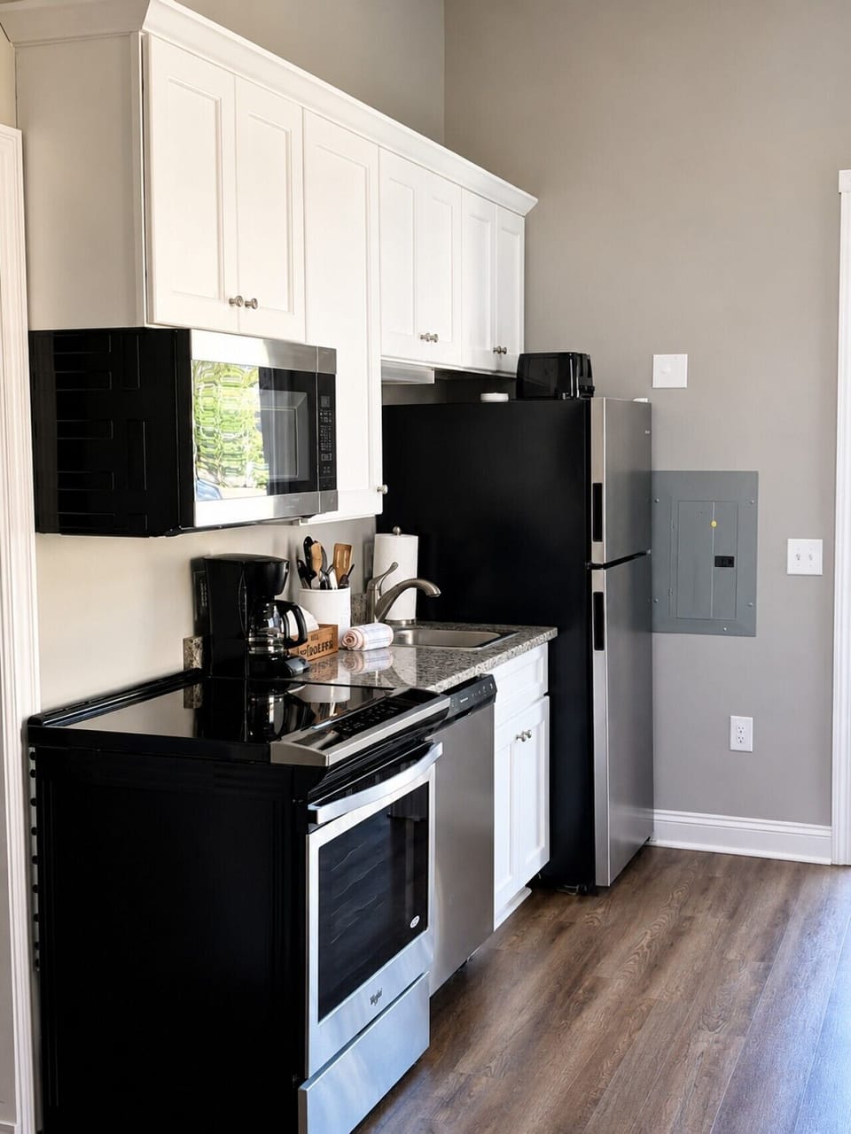 Shelby Unit A - Kitchen